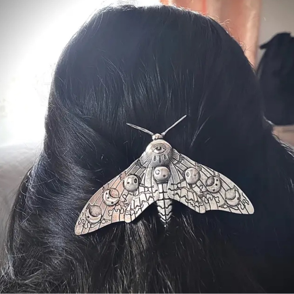 Gothic Antique Silvery Moth Hair Pin Women girls NWT